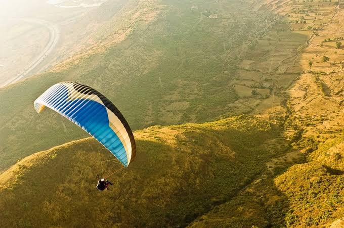 Tandem Paragliding in Vagamon